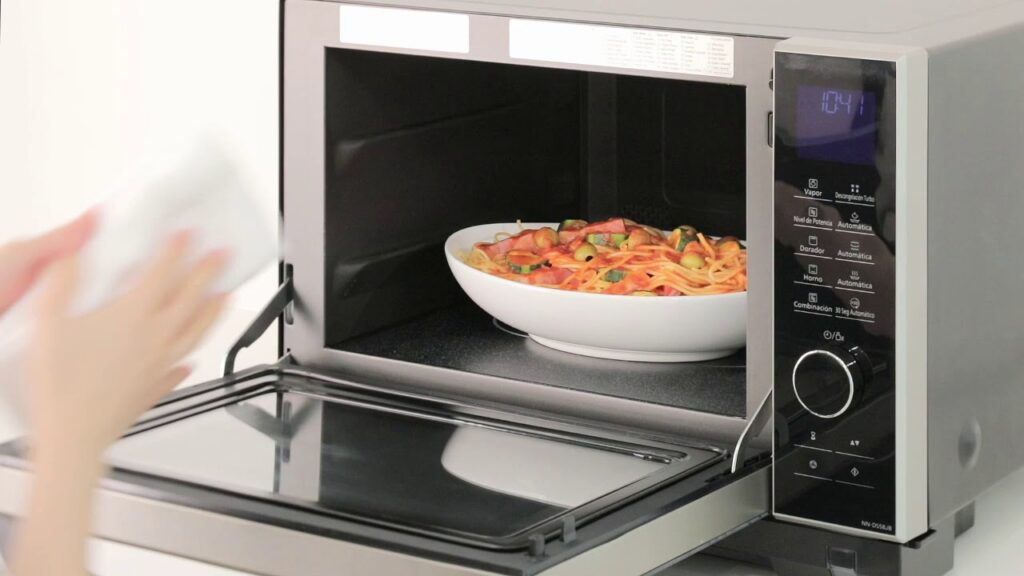 What can you cook in a microwave oven?