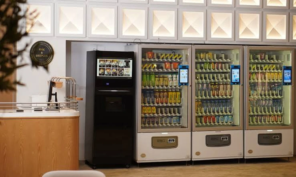 A Better Self-Service Coffee Station: How to Keep Vending Drinks Fast, Tidy and Ready for Takeaway